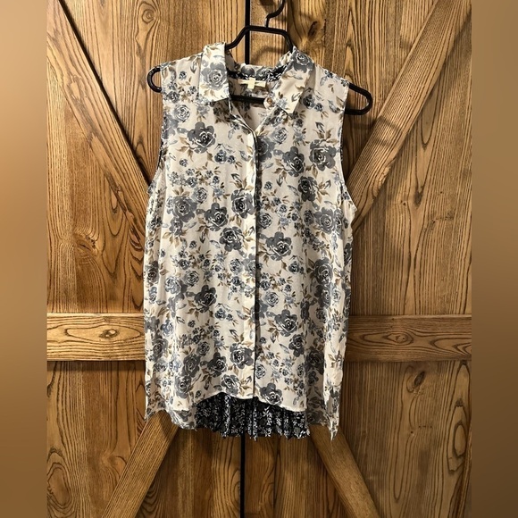 MYSTREE Sleeveless Top - Picture 9 of 11